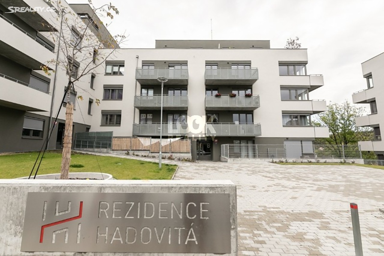 Pronájem bytu 1+kk 37 m², Hadovitá, Praha - Michle