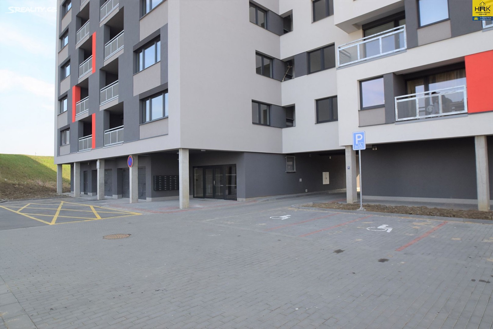 Pronájem bytu 2+kk 47 m², gen. Píky, Olomouc - Řepčín