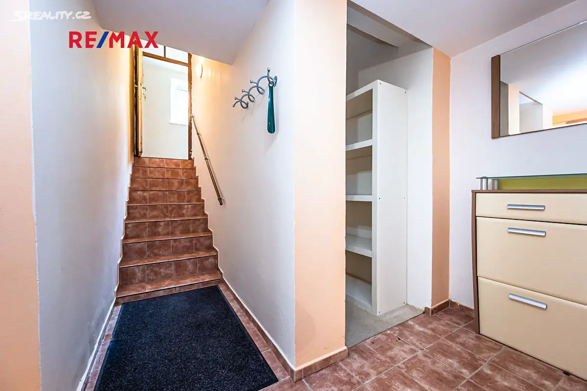 Pronájem bytu 2+kk 100 m², Na Pískách, Praha 6 - Dejvice