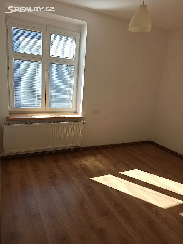 Pronájem bytu 3+kk 67 m², Praha 10 - Praha-Dubeč