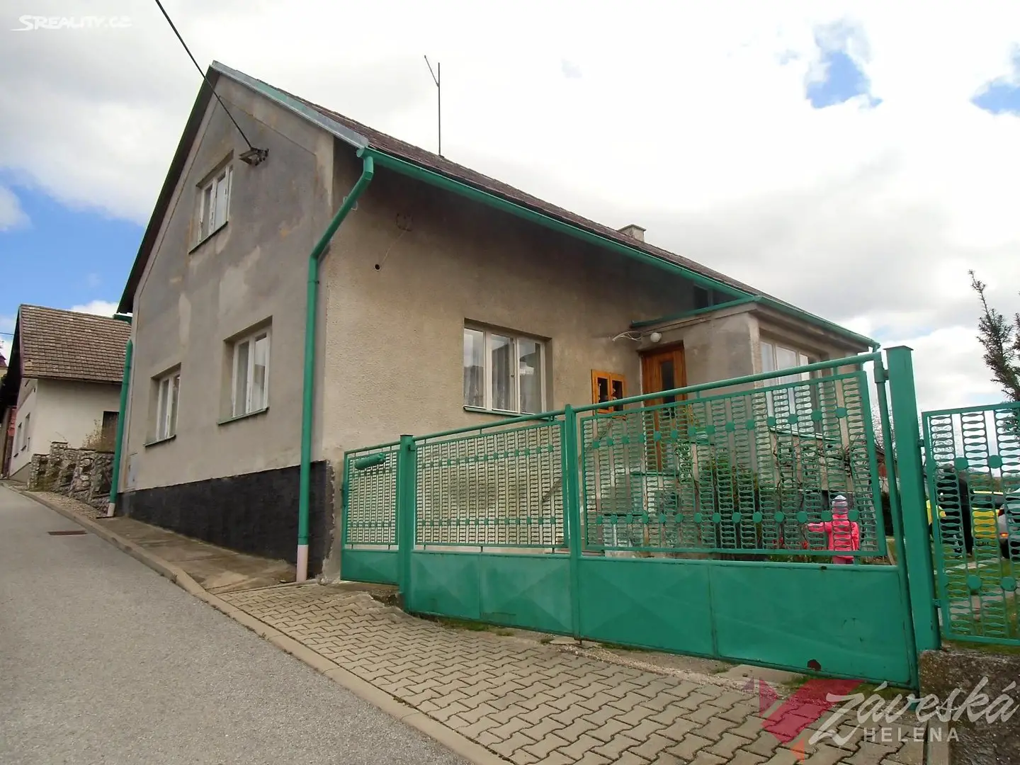 Prodej  rodinného domu 180 m², pozemek 640 m², Dobrovice - Týnec, okres Mladá Boleslav