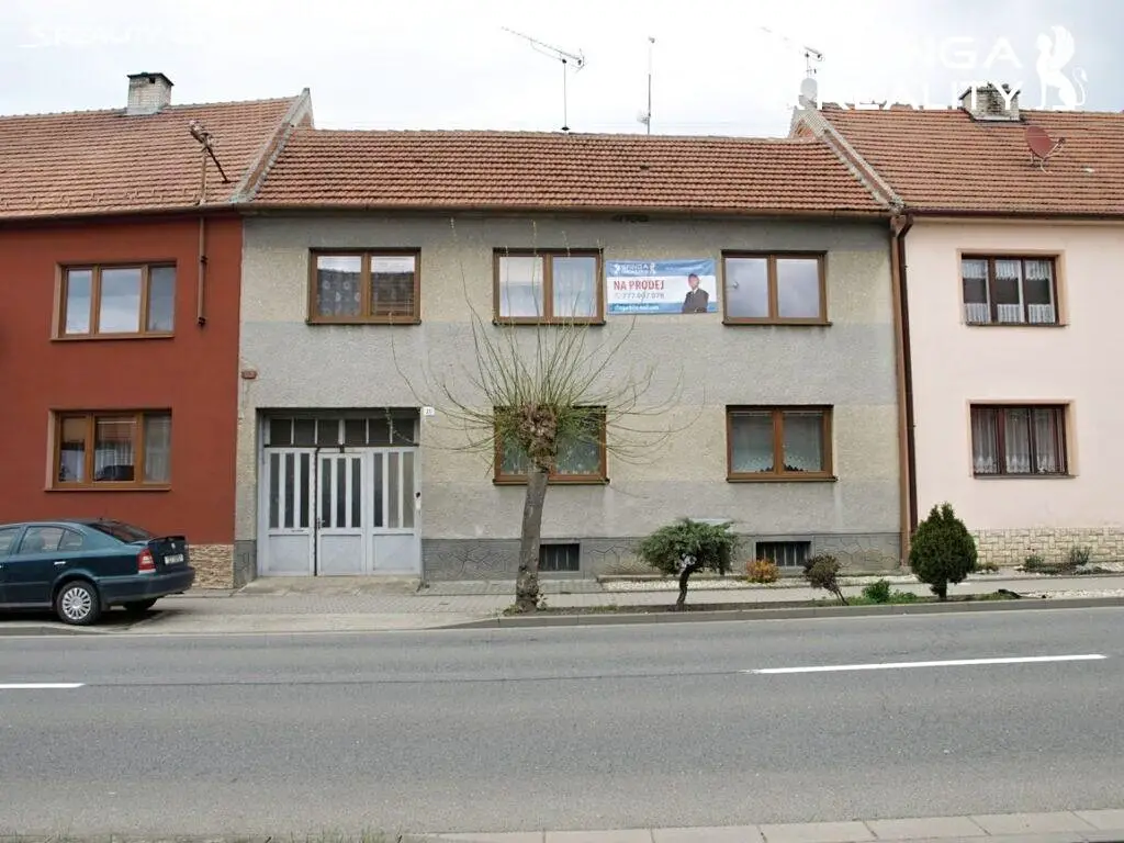 Prodej  rodinného domu 202 m², pozemek 569 m², Hlucká, Dolní Němčí