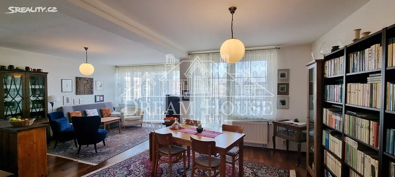 Prodej  rodinného domu 296 m², pozemek 329 m², Chalabalova, Praha 5 - Stodůlky