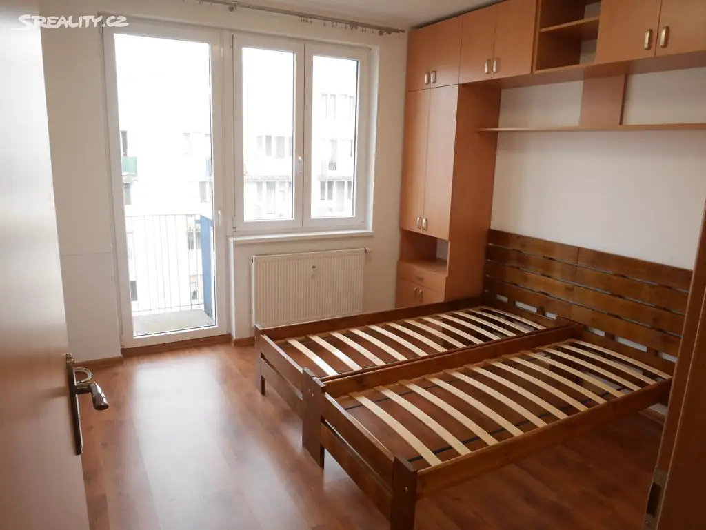 Pronájem bytu 2+kk 46 m², Nejdlova, Karlovy Vary - Stará Role