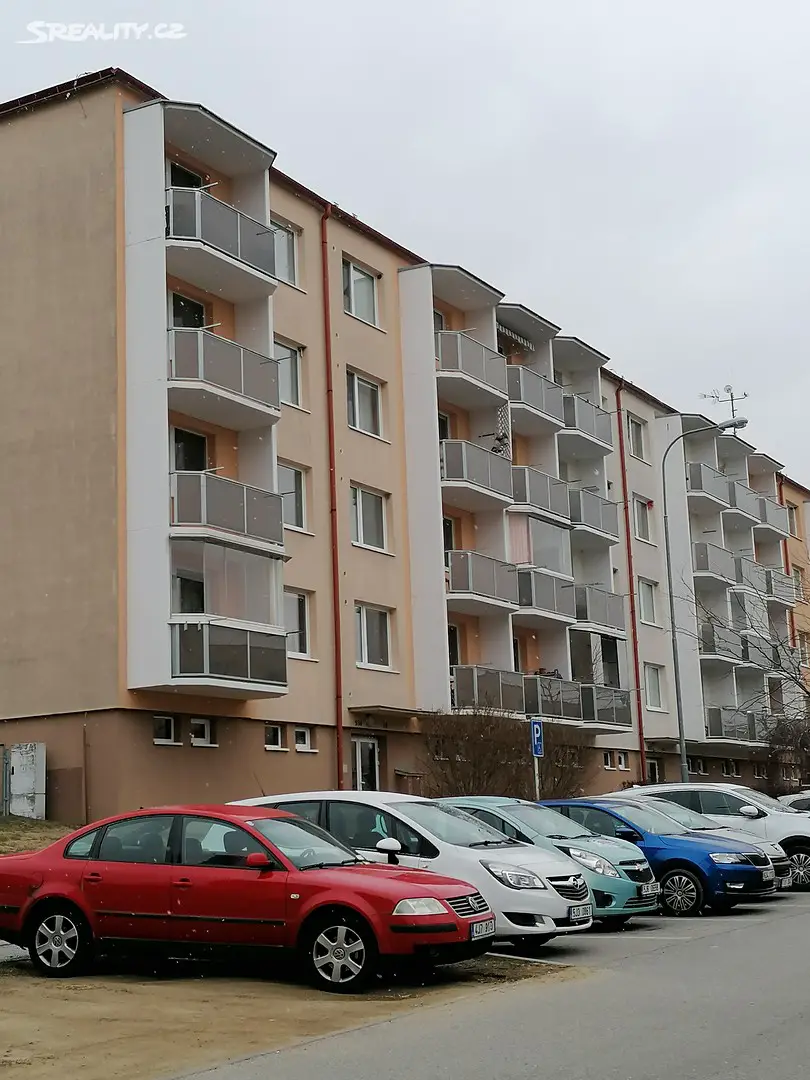 Pronájem bytu 3+1 73 m², Zahraničního odboje, Třebíč - Borovina