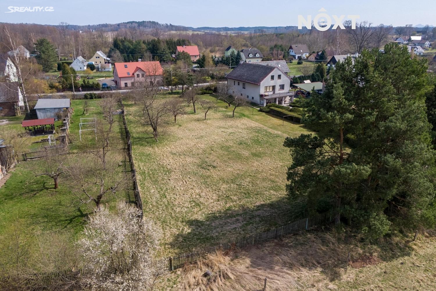 Prodej  stavebního pozemku 2 121 m², Zákupy, okres Česká Lípa