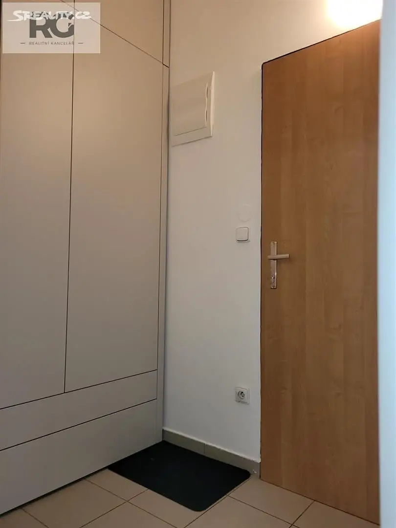Pronájem bytu 1+kk 45 m², Čechova, Písek - Pražské Předměstí