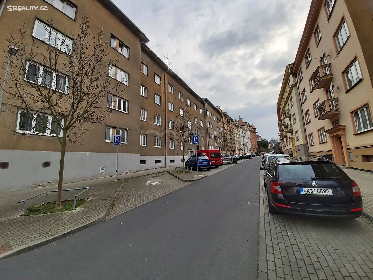 Pronájem bytu 2+1 60 m², Zbrojnická, Karlovy Vary - Drahovice