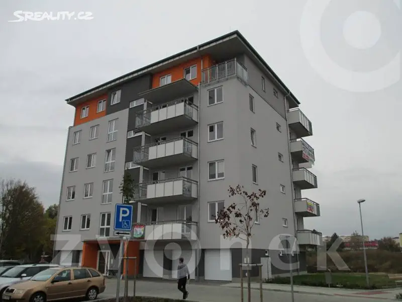 Pronájem bytu 2+kk 49 m², Uherské Hradiště