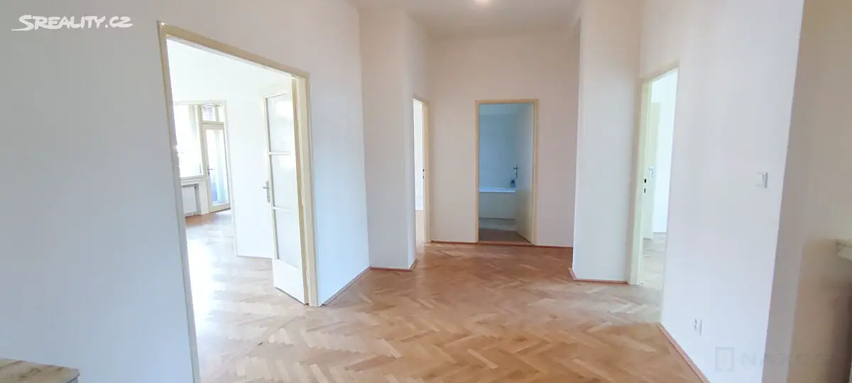 Pronájem bytu 4+1 129 m², Sokolská, Praha 2 - Nové Město