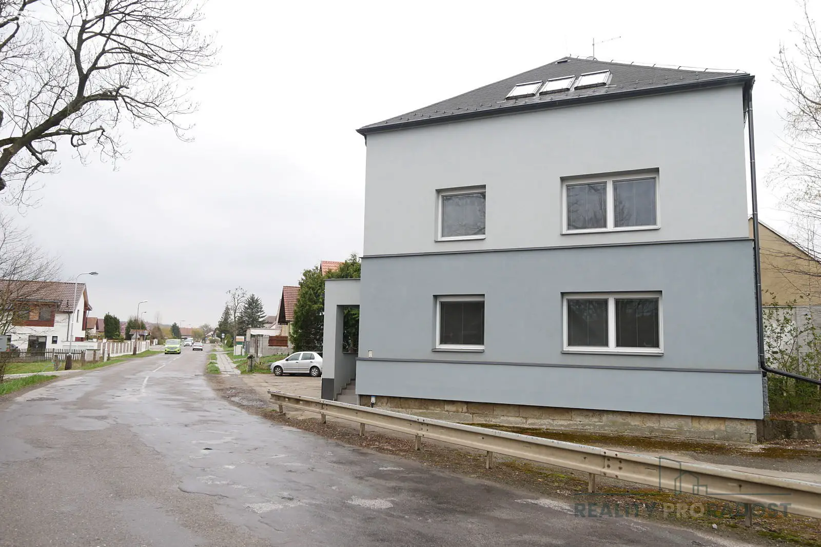 Prodej bytu 4+kk 94 m², Librantice, okres Hradec Králové