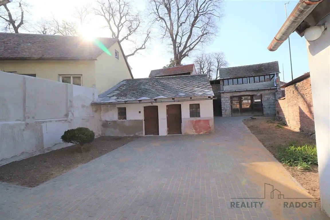 Prodej  rodinného domu 194 m², pozemek 643 m², Vedrovice, okres Znojmo