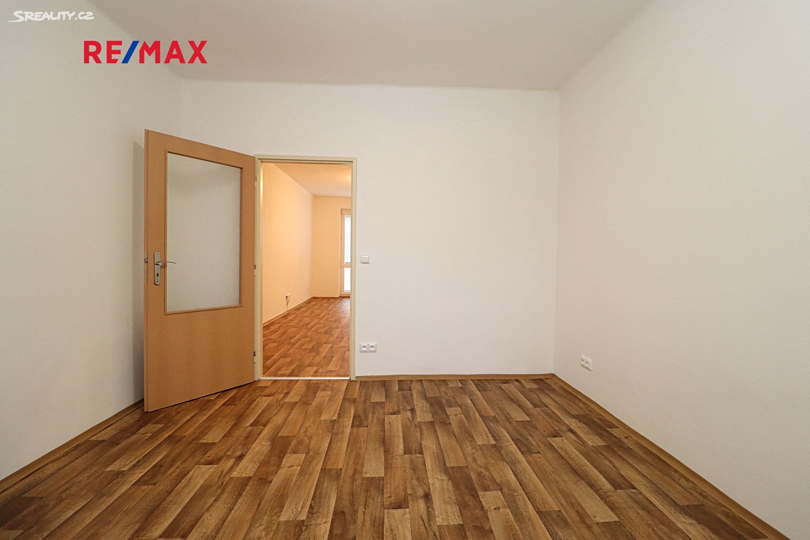 Pronájem bytu 2+1 53 m², Pod Lipami, Praha 3 - Žižkov
