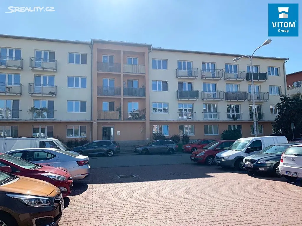 Pronájem bytu 1+kk 27 m², V Újezdech, Brno - Medlánky