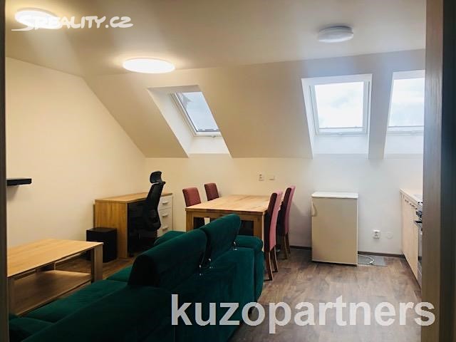 Pronájem bytu 3+kk 62 m², Tvarožná, okres Brno-venkov