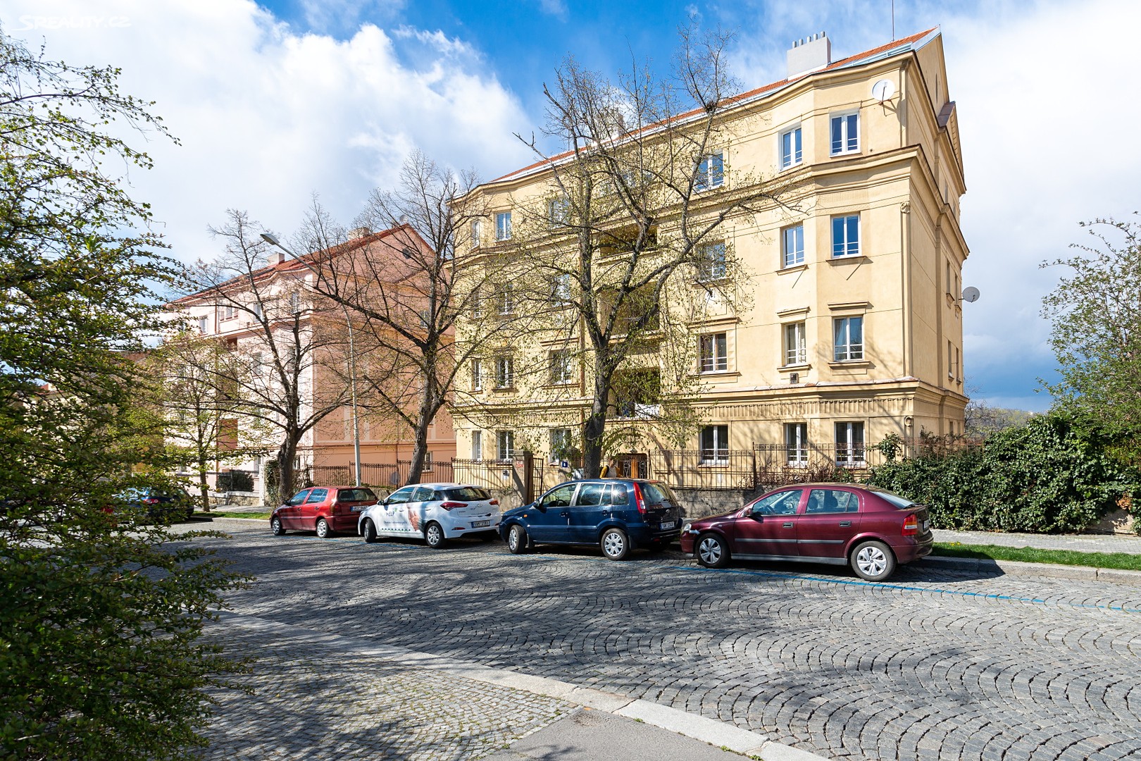 Prodej bytu 2+1 64 m², U Klavírky, Praha 5 - Smíchov