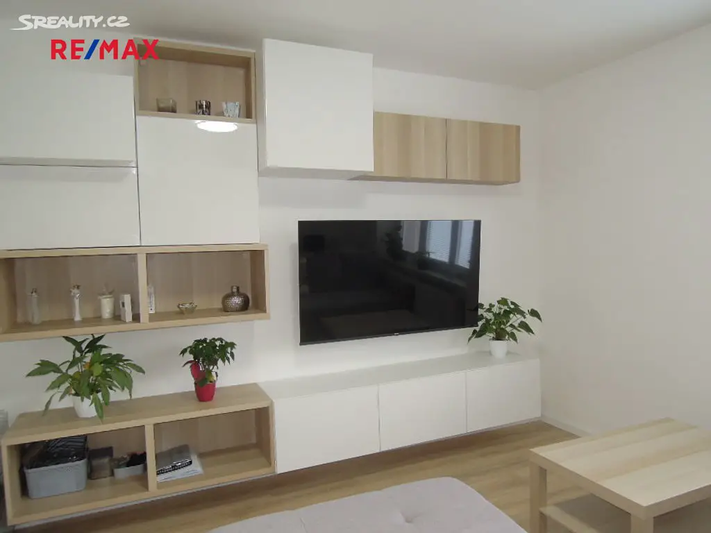 Prodej bytu 3+1 72 m², Kyjov, okres Hodonín