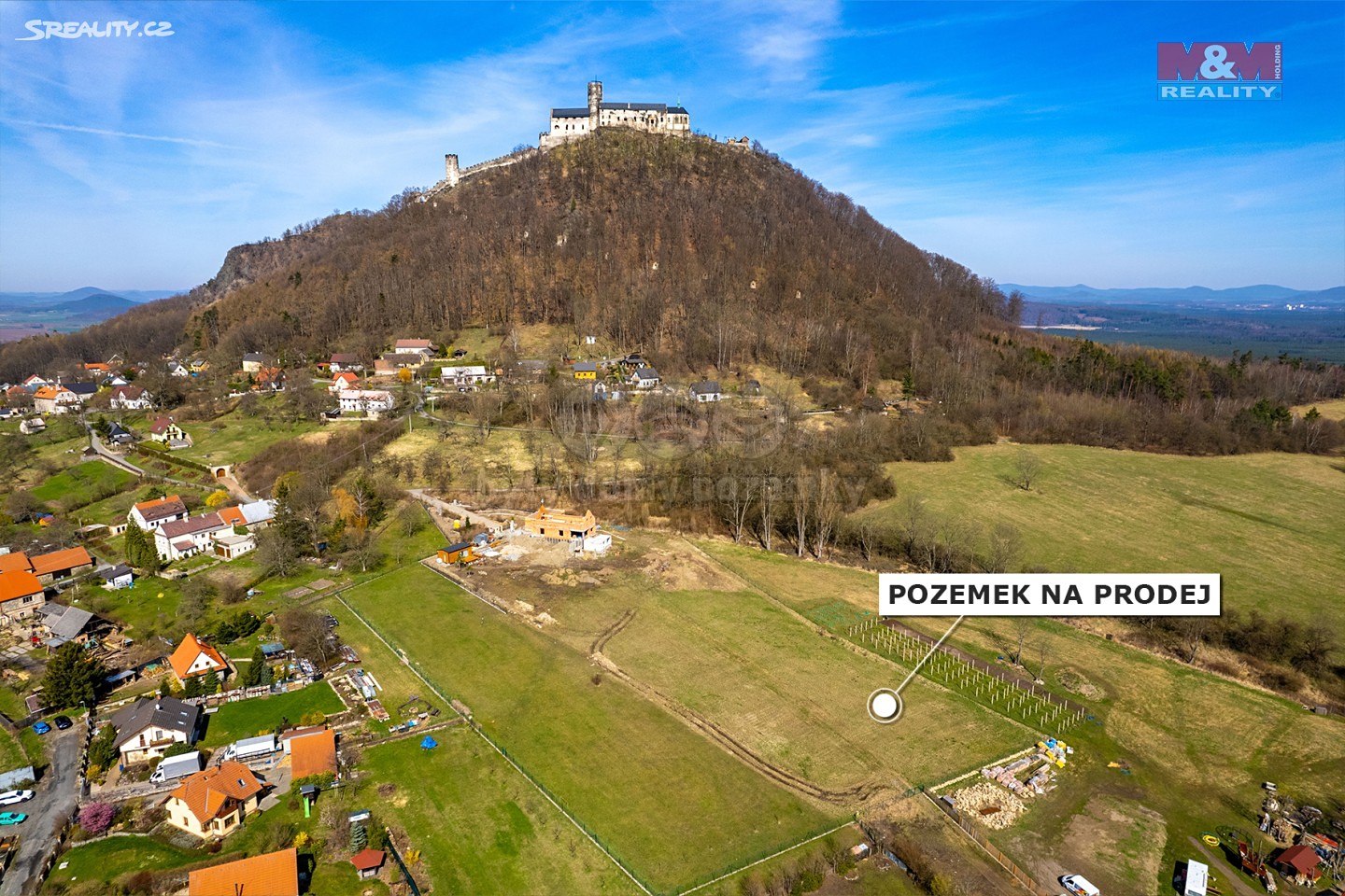 Prodej  stavebního pozemku 2 000 m², Bezděz, okres Česká Lípa