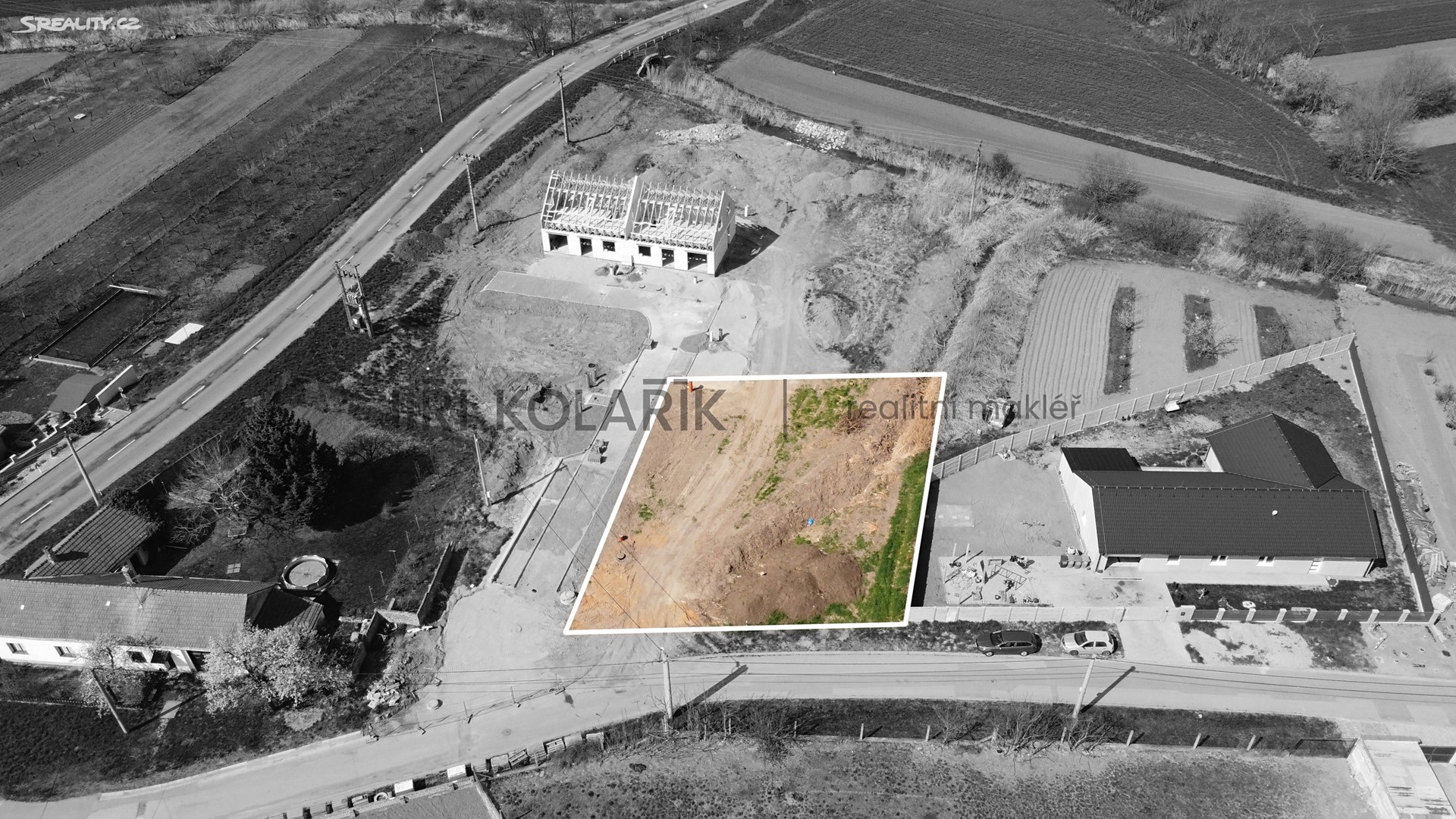 Prodej  stavebního pozemku 1 002 m², Vlasatice, okres Brno-venkov