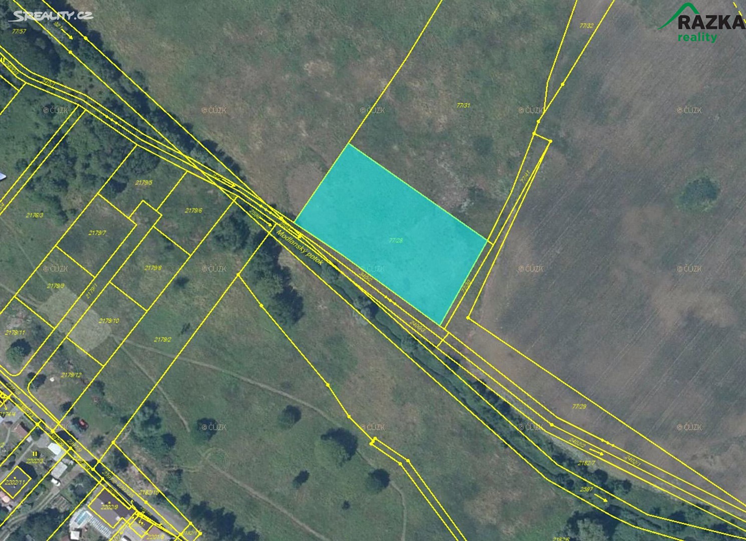 Prodej  komerčního pozemku 3 373 m², Srbice, okres Teplice