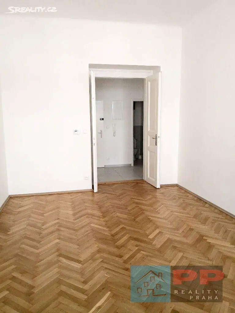 Pronájem bytu 2+1 65 m², Holandská, Praha 10 - Vršovice