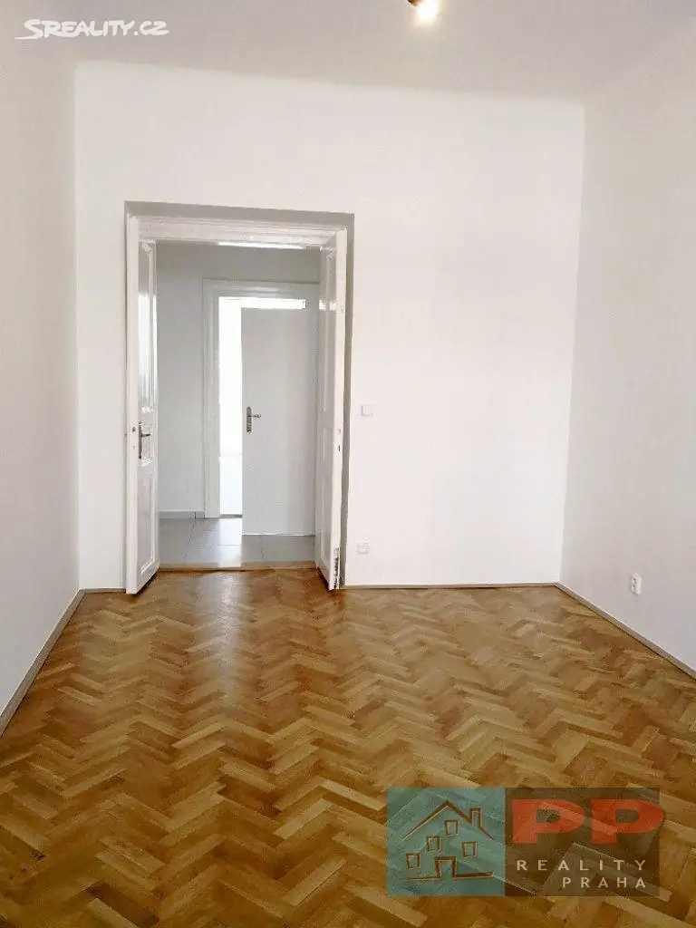 Pronájem bytu 2+1 65 m², Holandská, Praha 10 - Vršovice