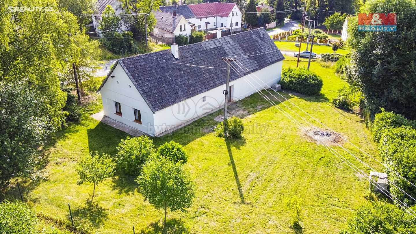 Pronájem  rodinného domu 130 m², pozemek 384 m², Zahrádka, okres Plzeň-sever