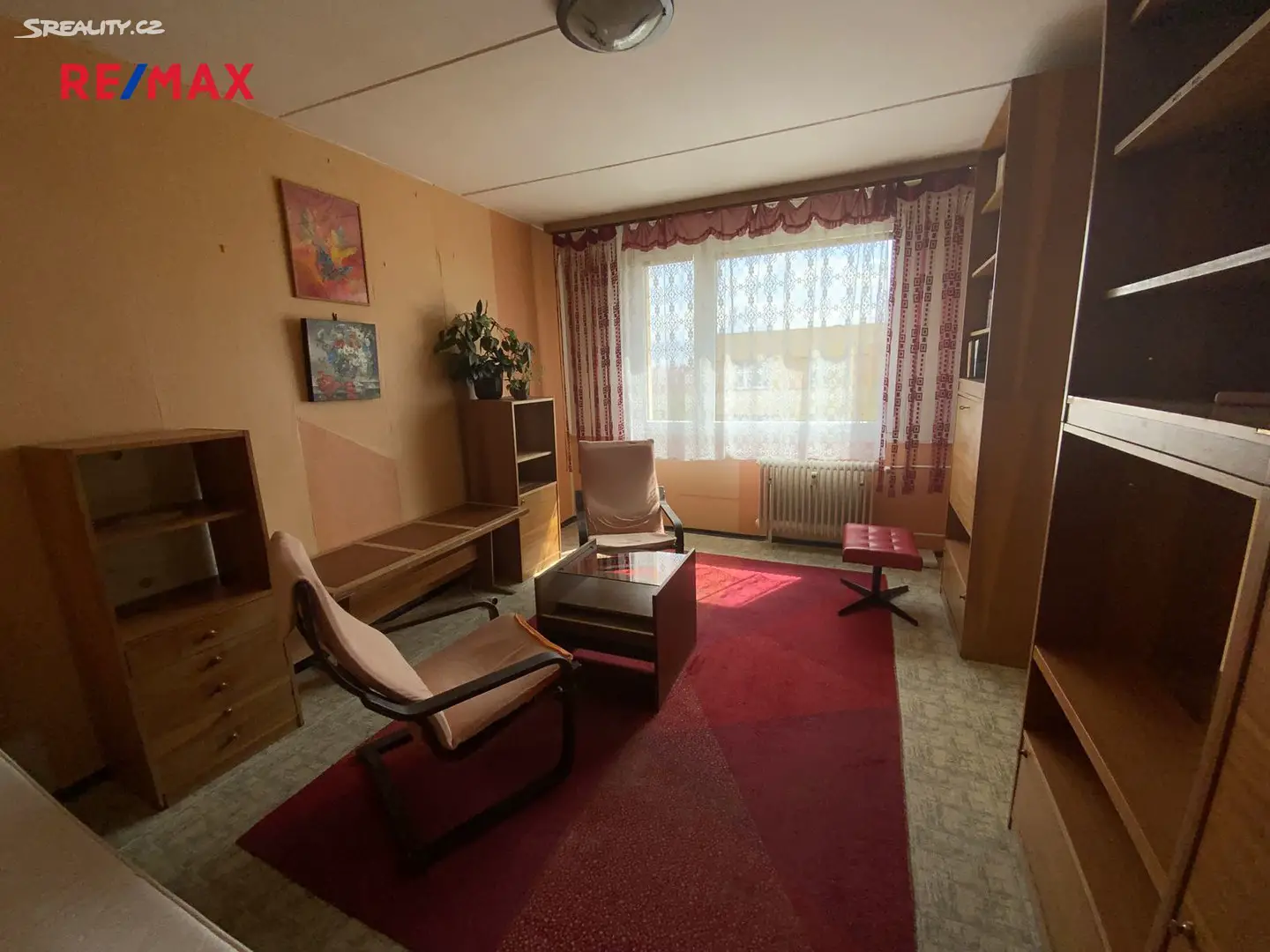 Prodej bytu 1+1 35 m², Komenského, Chomutov