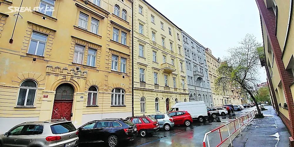 Prodej bytu 3+1 71 m², Na výšinách, Praha 7 - Bubeneč