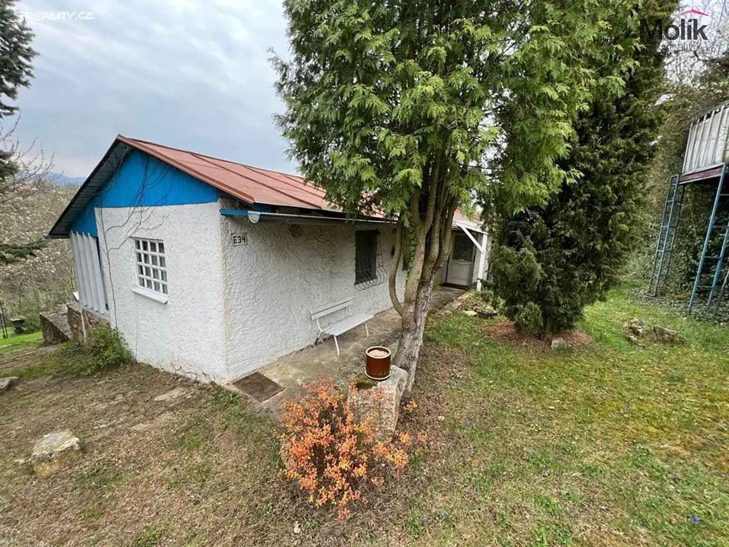 Prodej  chaty 90 m², pozemek 1 988 m², Malé Žernoseky, okres Litoměřice