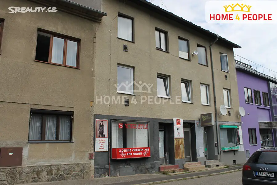 Prodej  rodinného domu 489 m², pozemek 160 m², Čechova, Benešov