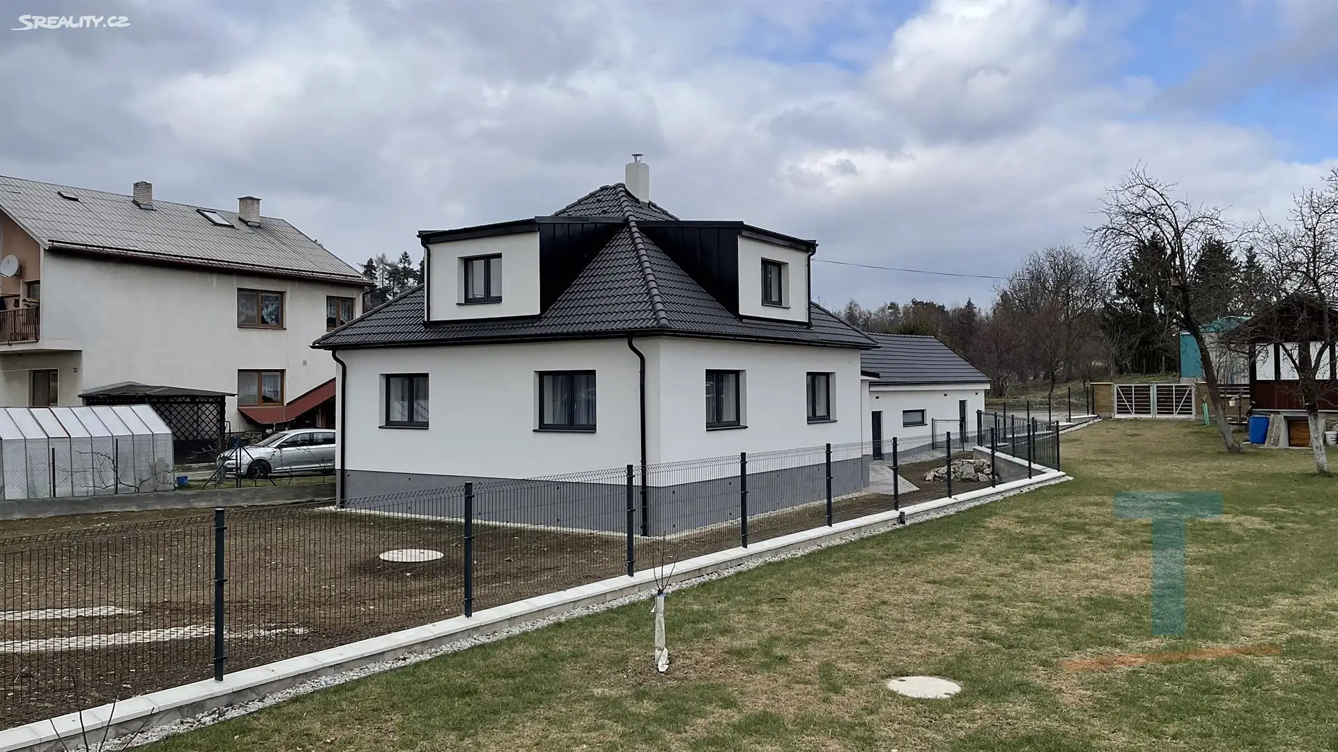 Prodej  rodinného domu 307 m², pozemek 745 m², Jívoví, okres Žďár nad Sázavou