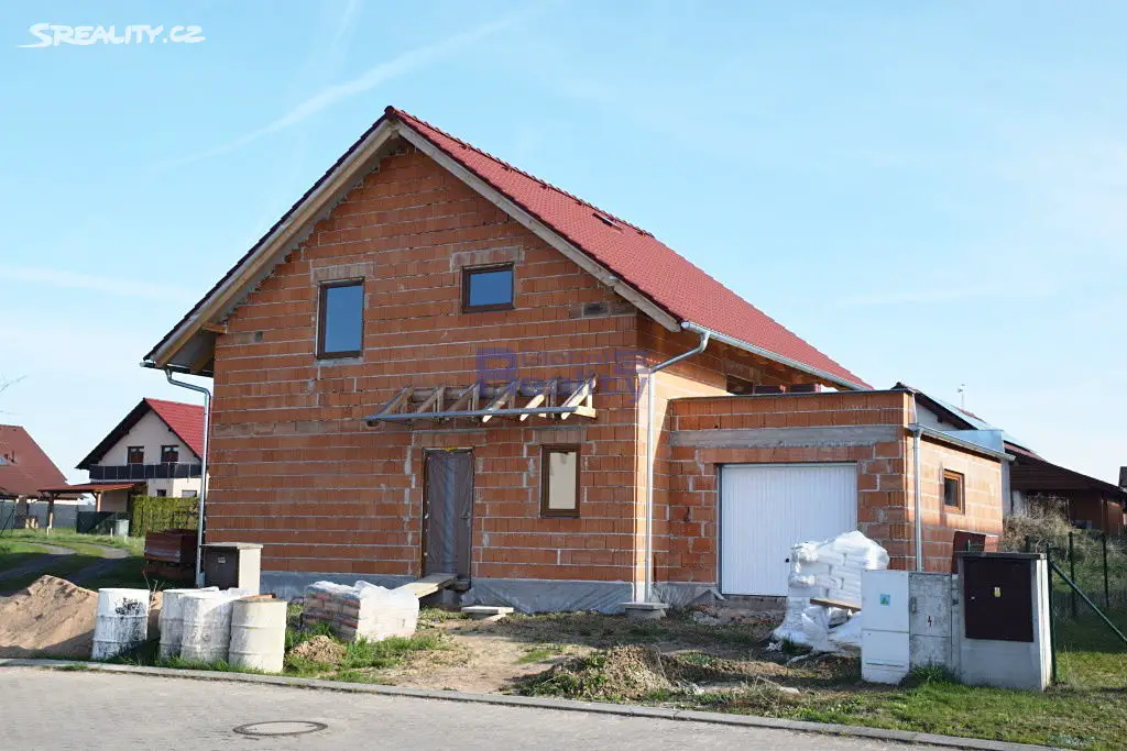 Prodej  rodinného domu 160 m², pozemek 1 015 m², Všestary, okres Hradec Králové
