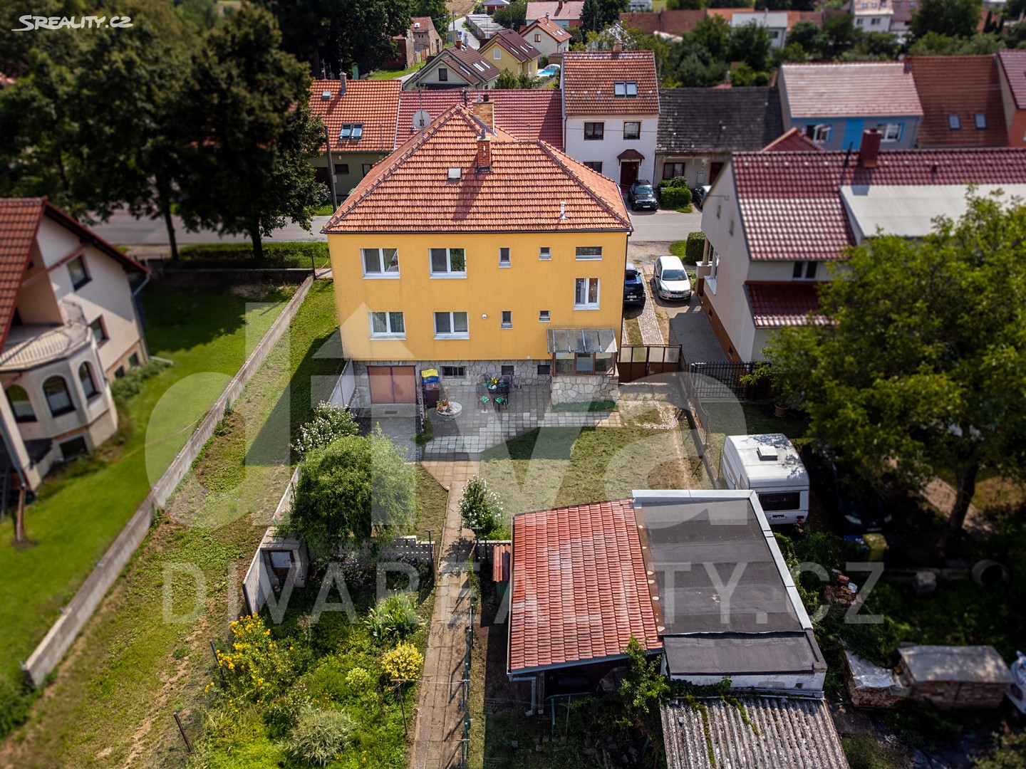 Prodej  vícegeneračního domu 300 m², pozemek 1 072 m², Rajhradice, okres Brno-venkov