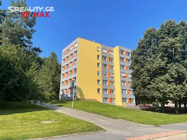 Pronájem bytu 1+kk 34 m², Formánkova, Praha 8 - Kobylisy