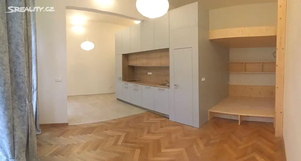 Pronájem bytu 1+kk 45 m², Závišova, Praha - Praha 4