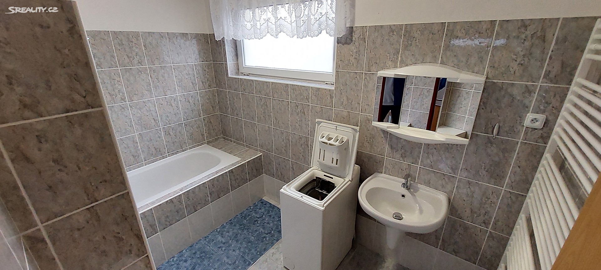 Pronájem bytu 2+1 80 m² (Mezonet), Luhačovice, okres Zlín