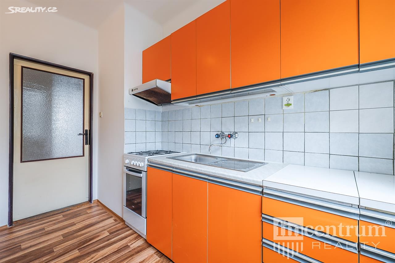 Pronájem bytu 2+1 63 m², Bendova, Plzeň - Jižní Předměstí