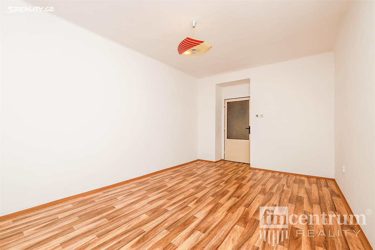 Pronájem bytu 2+1 63 m², Bendova, Plzeň - Jižní Předměstí