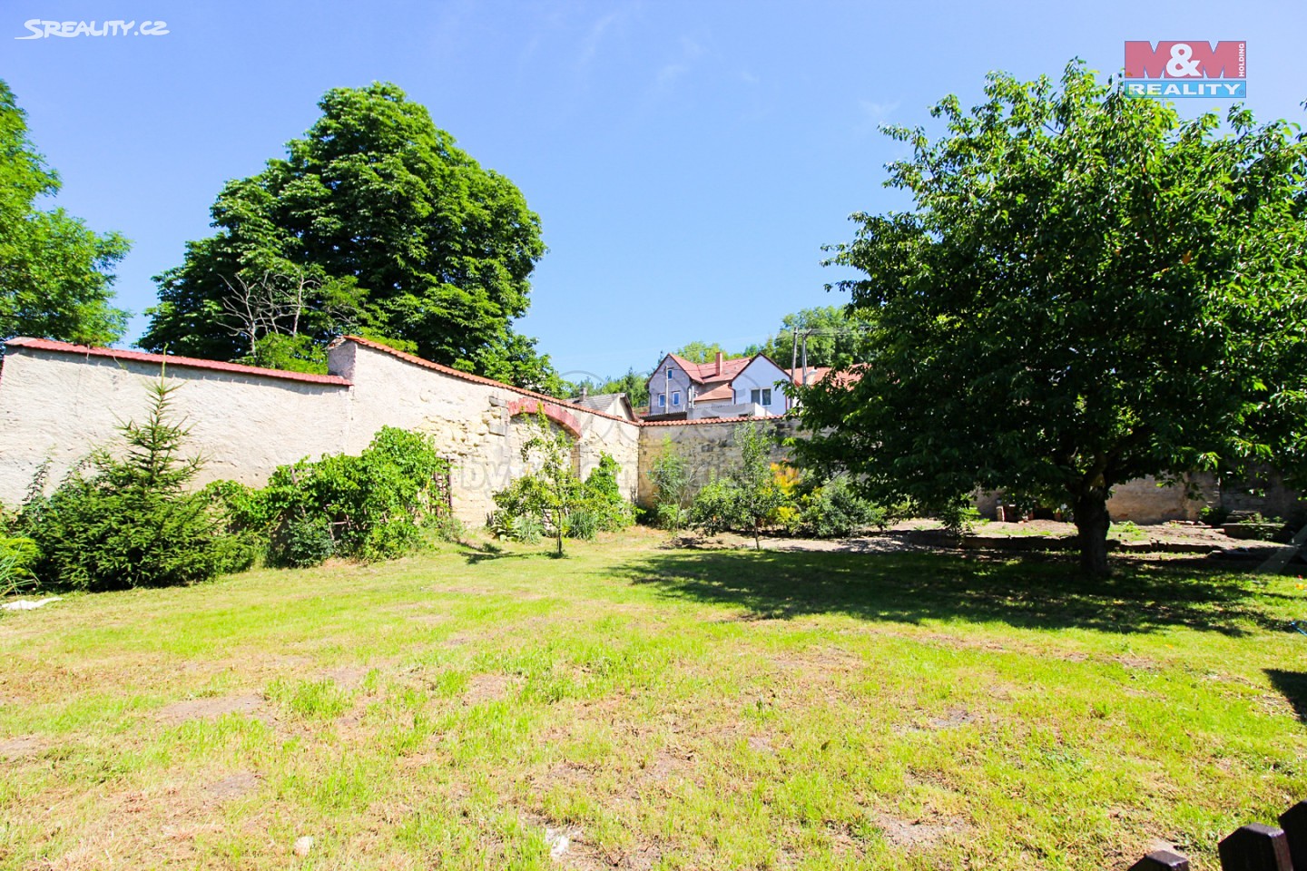 Prodej  rodinného domu 370 m², pozemek 1 107 m², Chržín, okres Kladno