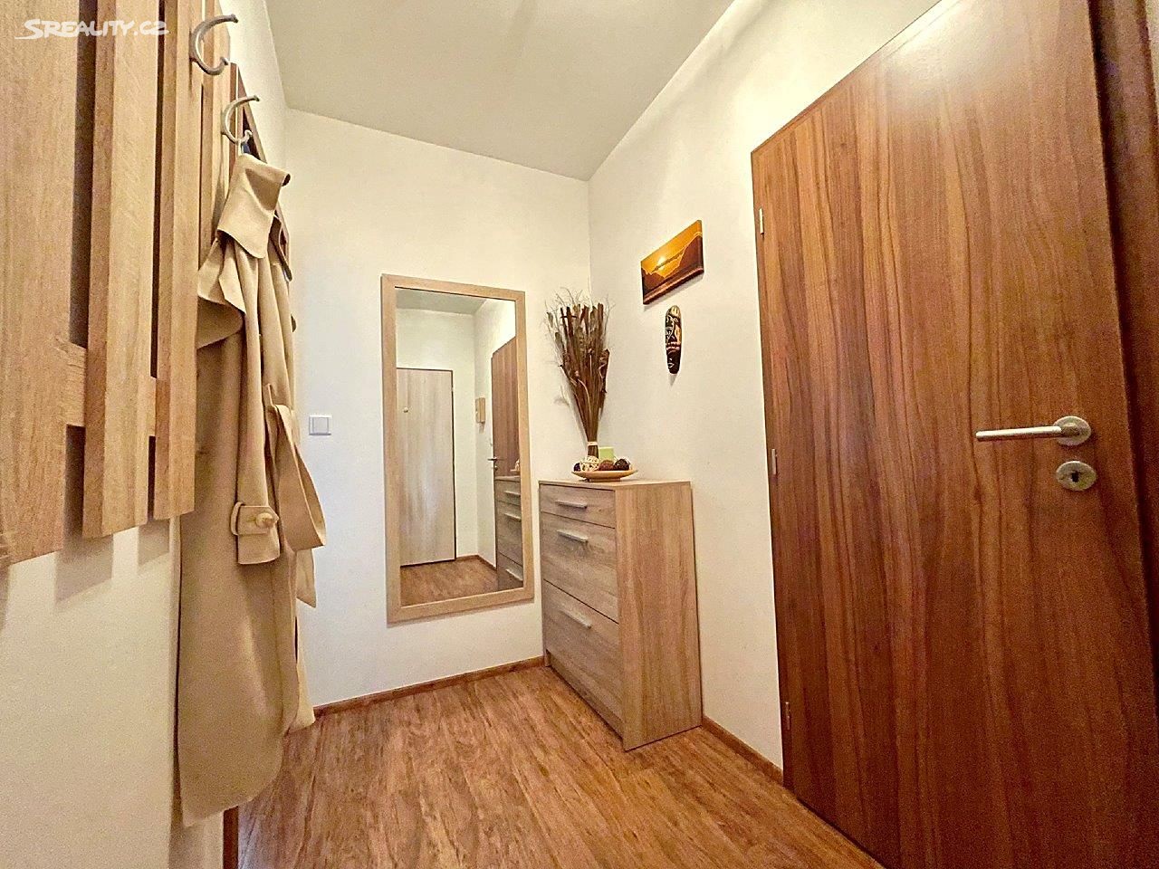 Pronájem bytu 2+kk 51 m², Soukalova, Praha 4 - Modřany