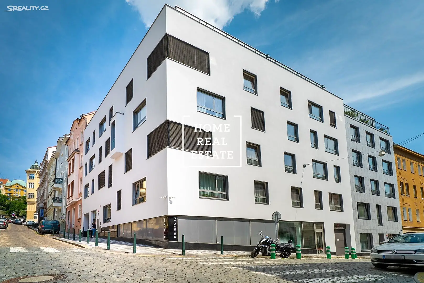 Pronájem bytu 3+kk 140 m² (Mezonet), Donská, Praha 10 - Vršovice