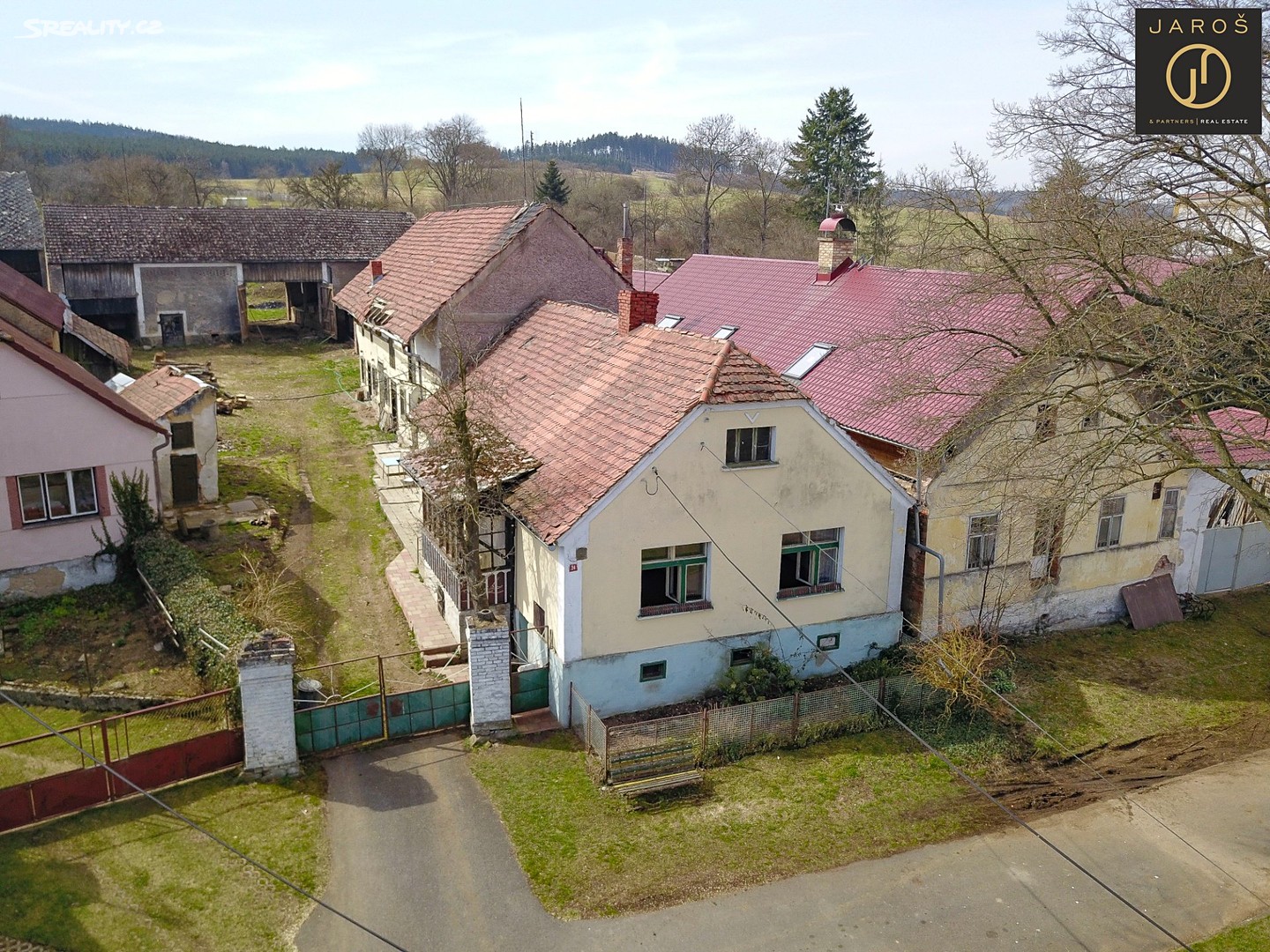 Prodej  rodinného domu 1 066 m², pozemek 4 524 m², Sebečice, okres Rokycany