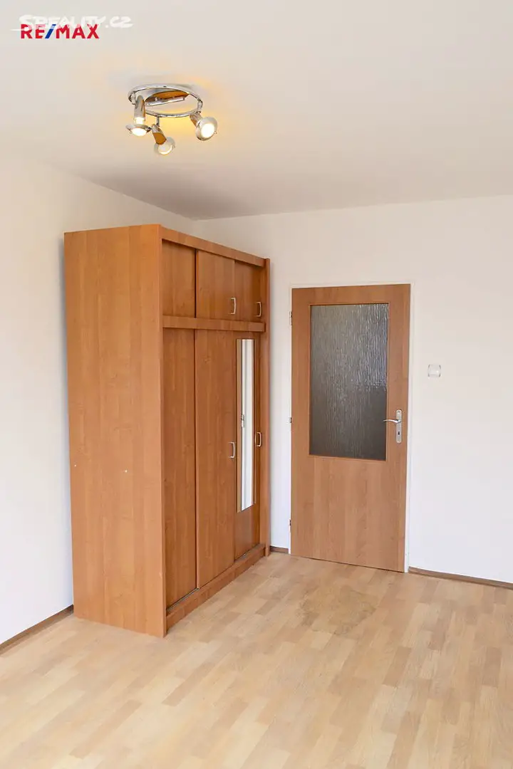 Pronájem bytu 2+1 45 m², Jetřichovická, Praha 9 - Prosek