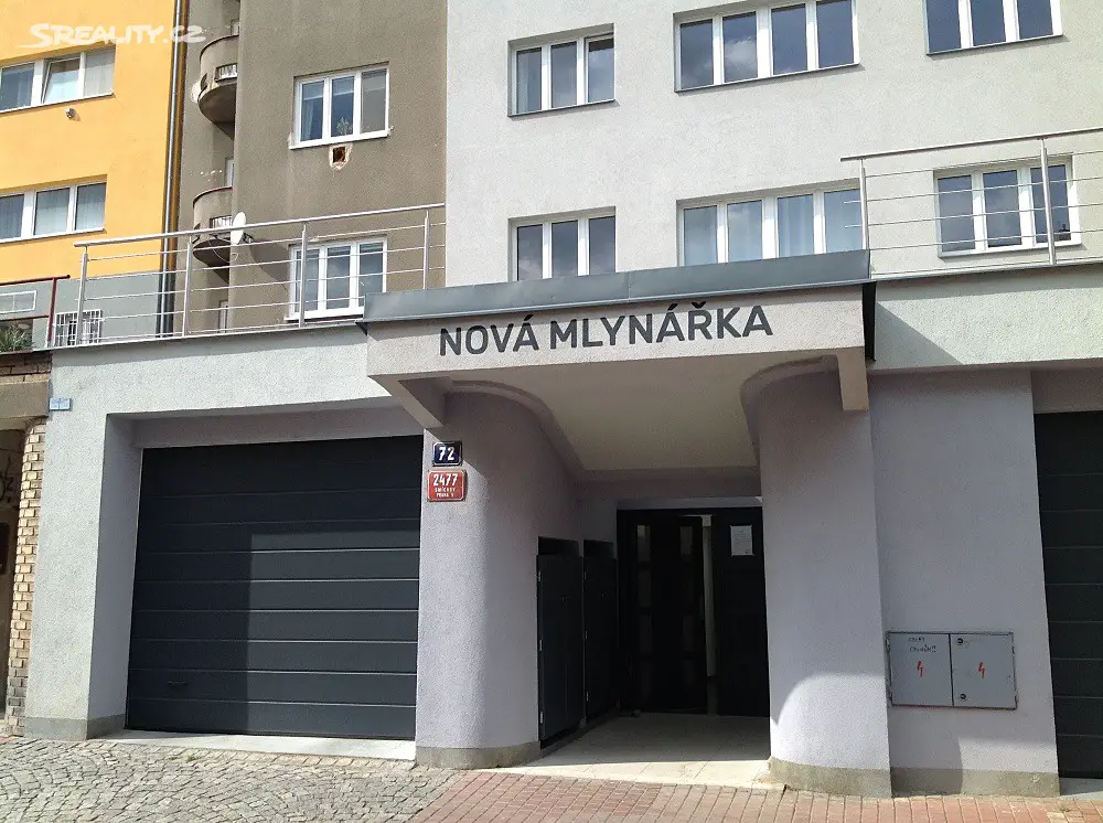 Pronájem bytu 2+kk 52 m², Holečkova, Praha 5 - Smíchov