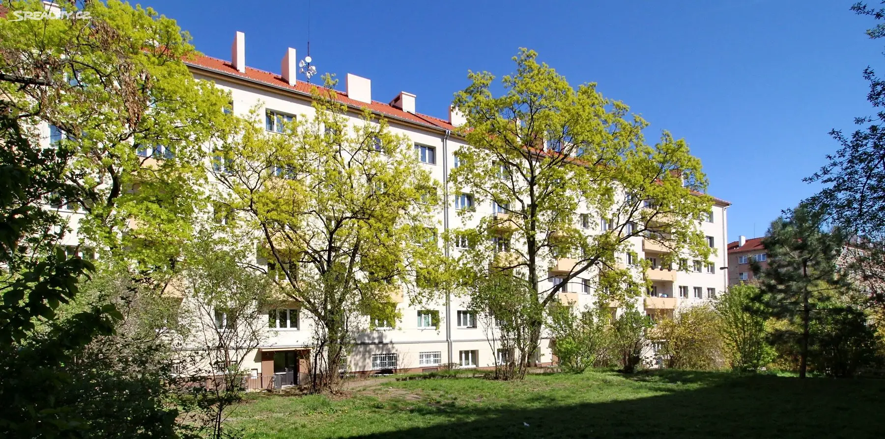 Prodej bytu 1+kk 24 m², Jerevanská, Praha 10 - Vršovice