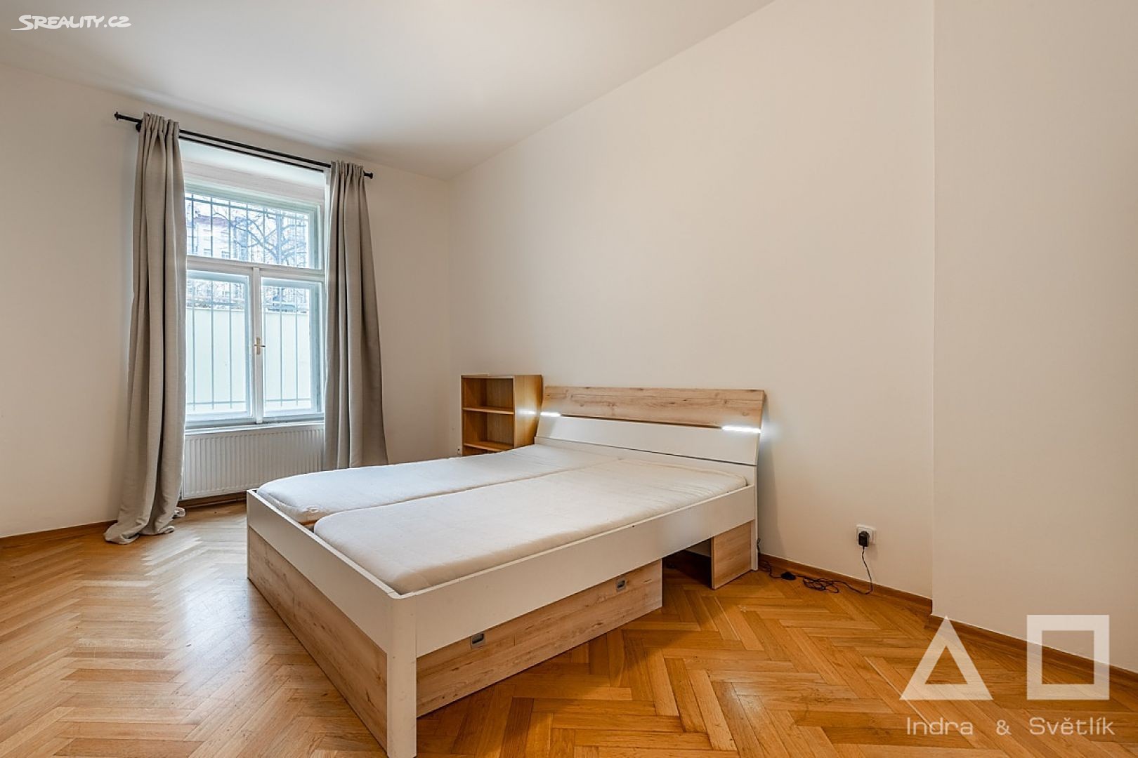 Pronájem bytu 1+1 54 m², Třebízského, Praha 2 - Vinohrady