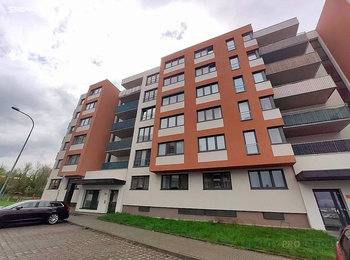 Prodej bytu 1+kk 30 m², Aloise Rašína, Olomouc - Řepčín