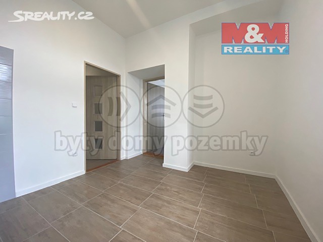 Pronájem bytu 1+1 41 m², Krnov, okres Bruntál