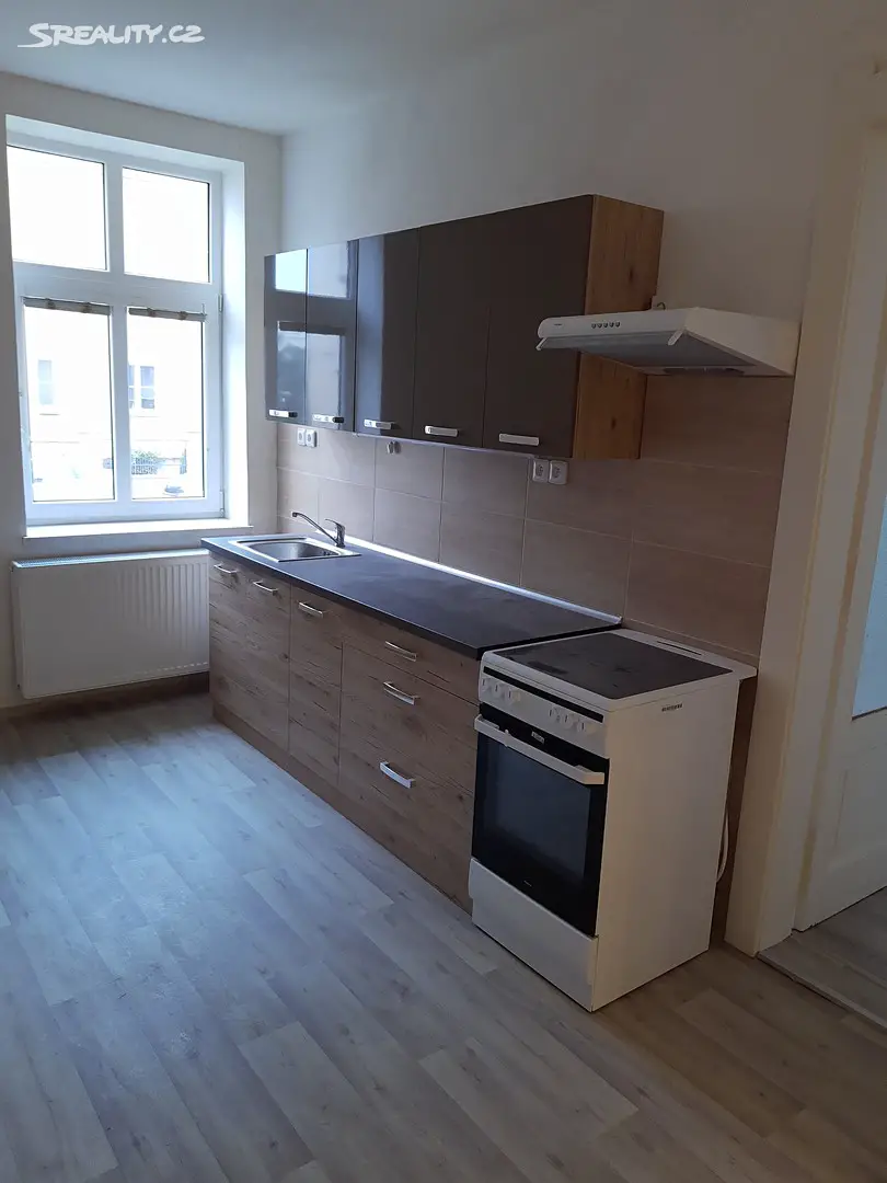 Pronájem bytu 2+1 75 m², Husitská, Liberec - Liberec (nečleněné město)